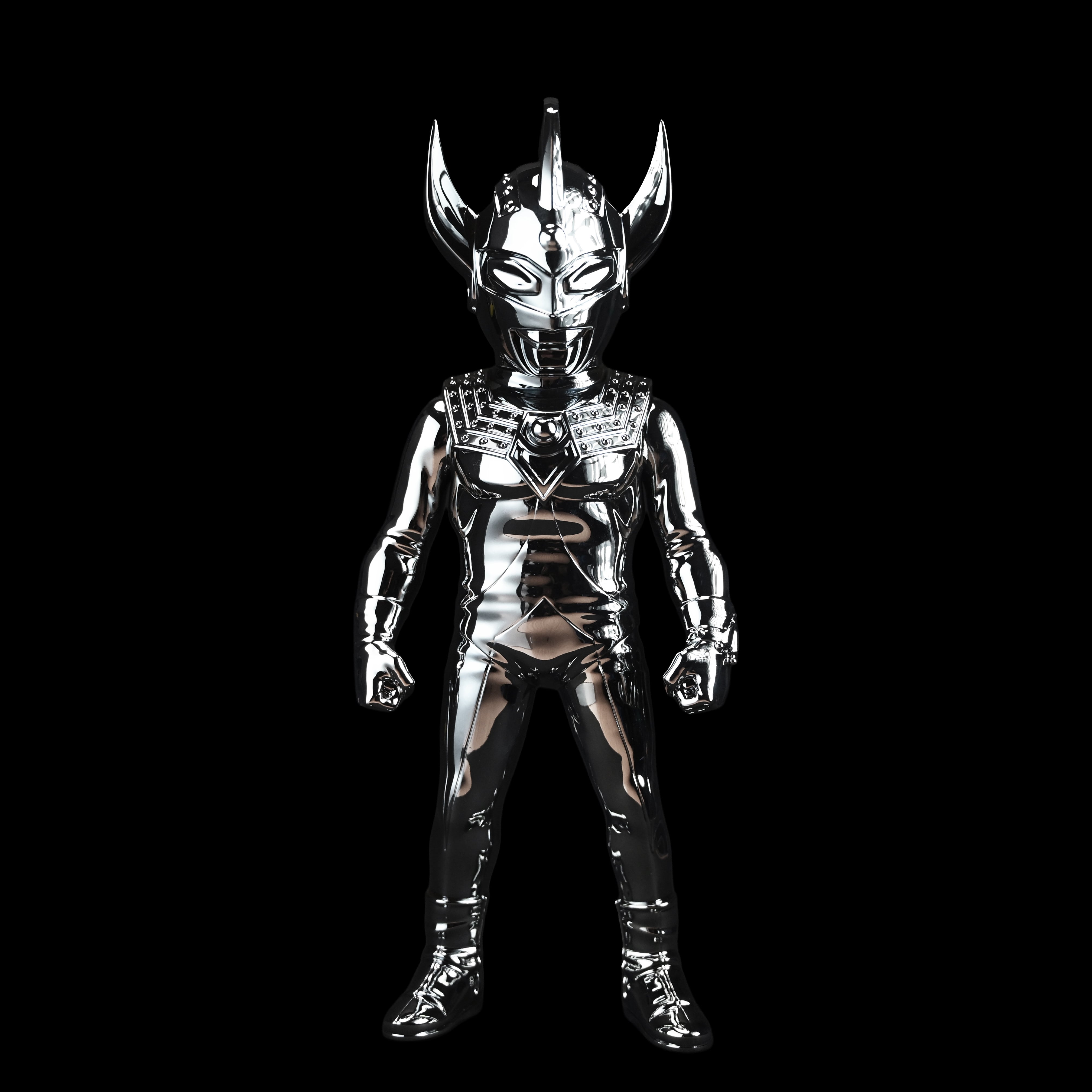 Ultraman Taro Silver Chrome Version Sofubi Figure | Planet-X