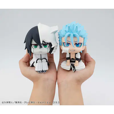 Bleach Look Up PVC Figure Set Ulquiorra Cifer and Grimmjow Jaegerjaquez with Bonus Cushions | MegaHouse