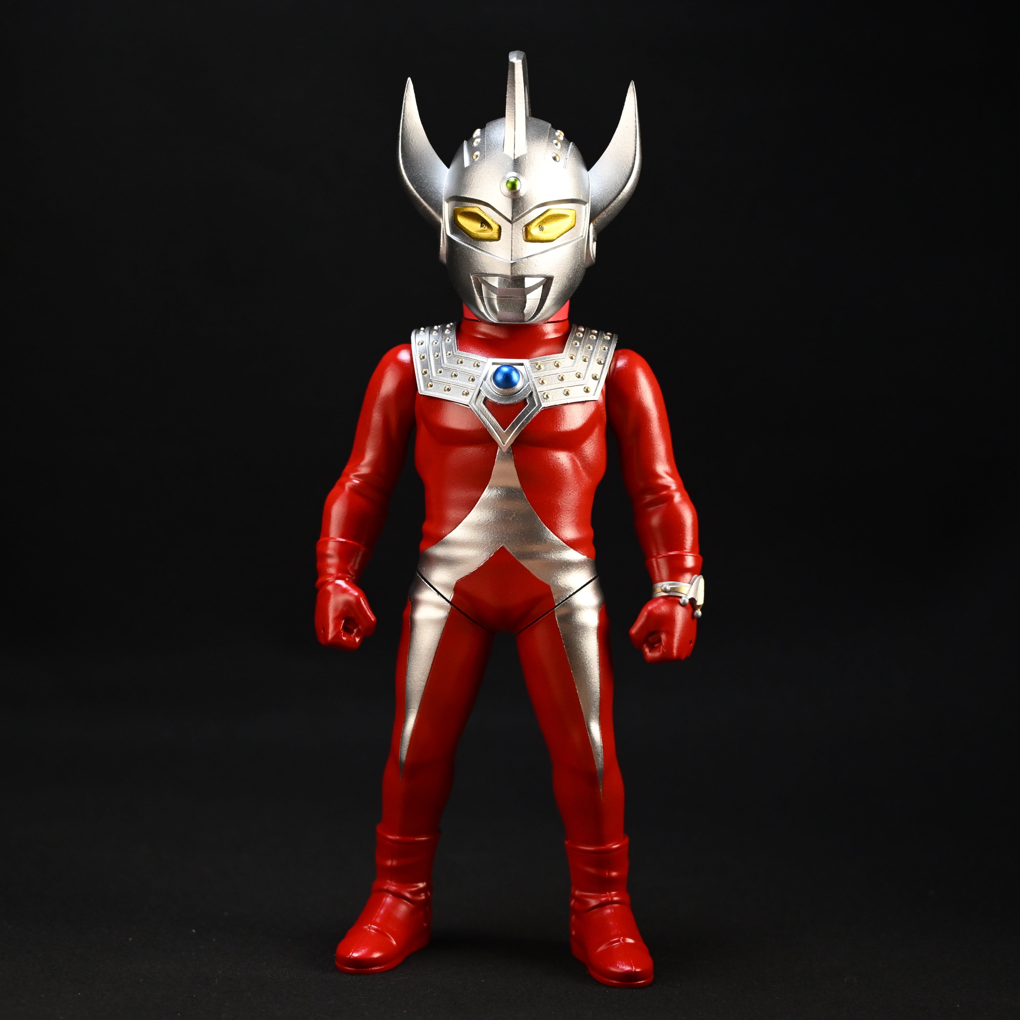 Ultraman Taro Debut Colorway Sofubi Figure | Planet-X